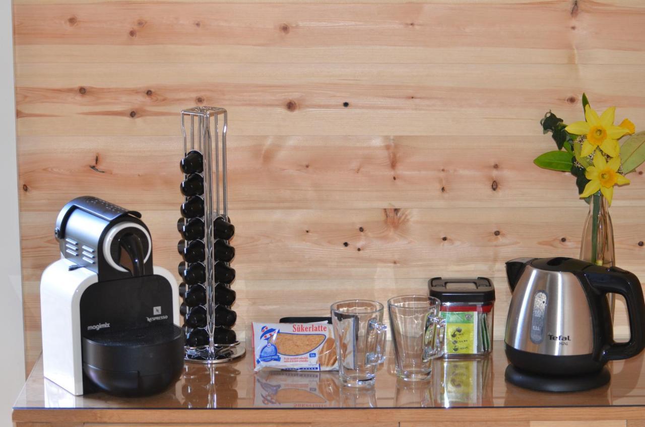 'it Mearke Couette-café *
